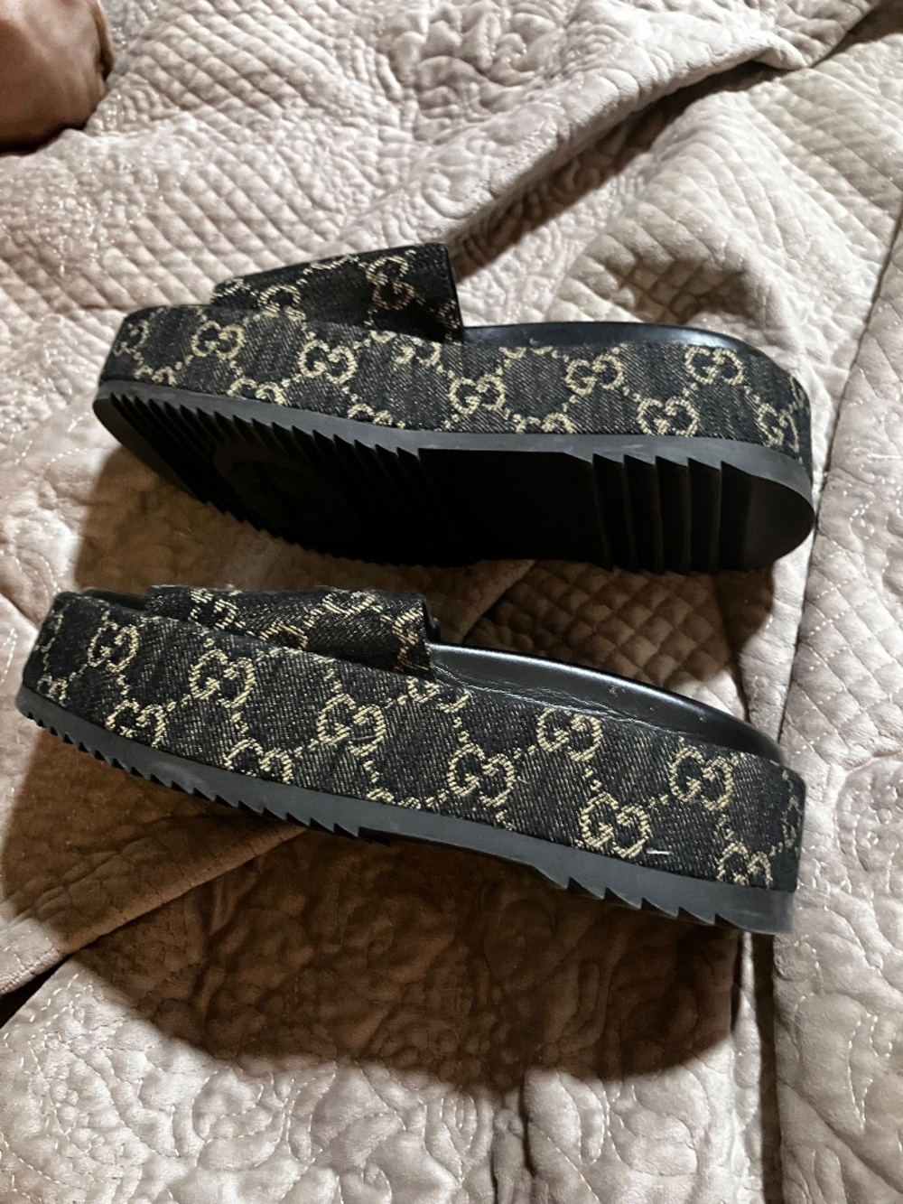 Sandals - Picture 5 of 7